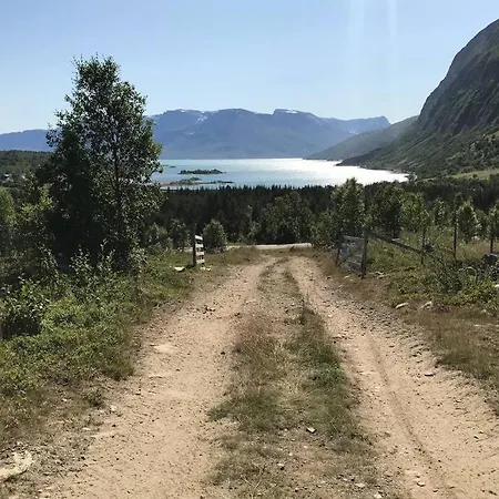 Willa In The Heart Of The Lyngen Alps, Holmen I Lyngen *
