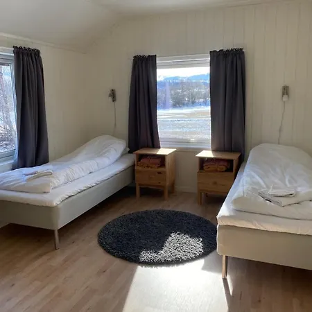 In The Heart Of The Lyngen Alps, Holmen I Lyngen